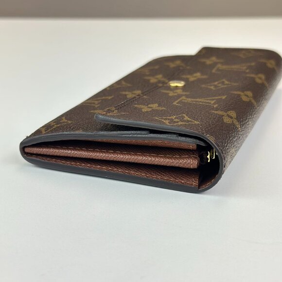 Louis Vuitton Monogram Canvas Wallet - Picture 3 of 6